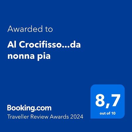 Al Crocifisso...Da Nonna Pia Apartment Salerno Ngoại thất bức ảnh