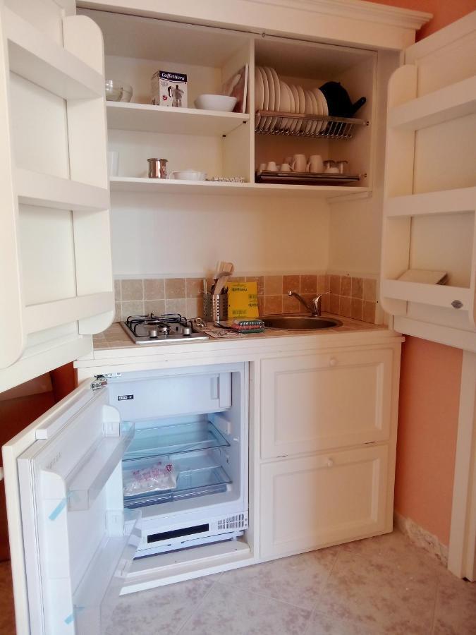 Al Crocifisso...Da Nonna Pia Apartment Salerno Ngoại thất bức ảnh