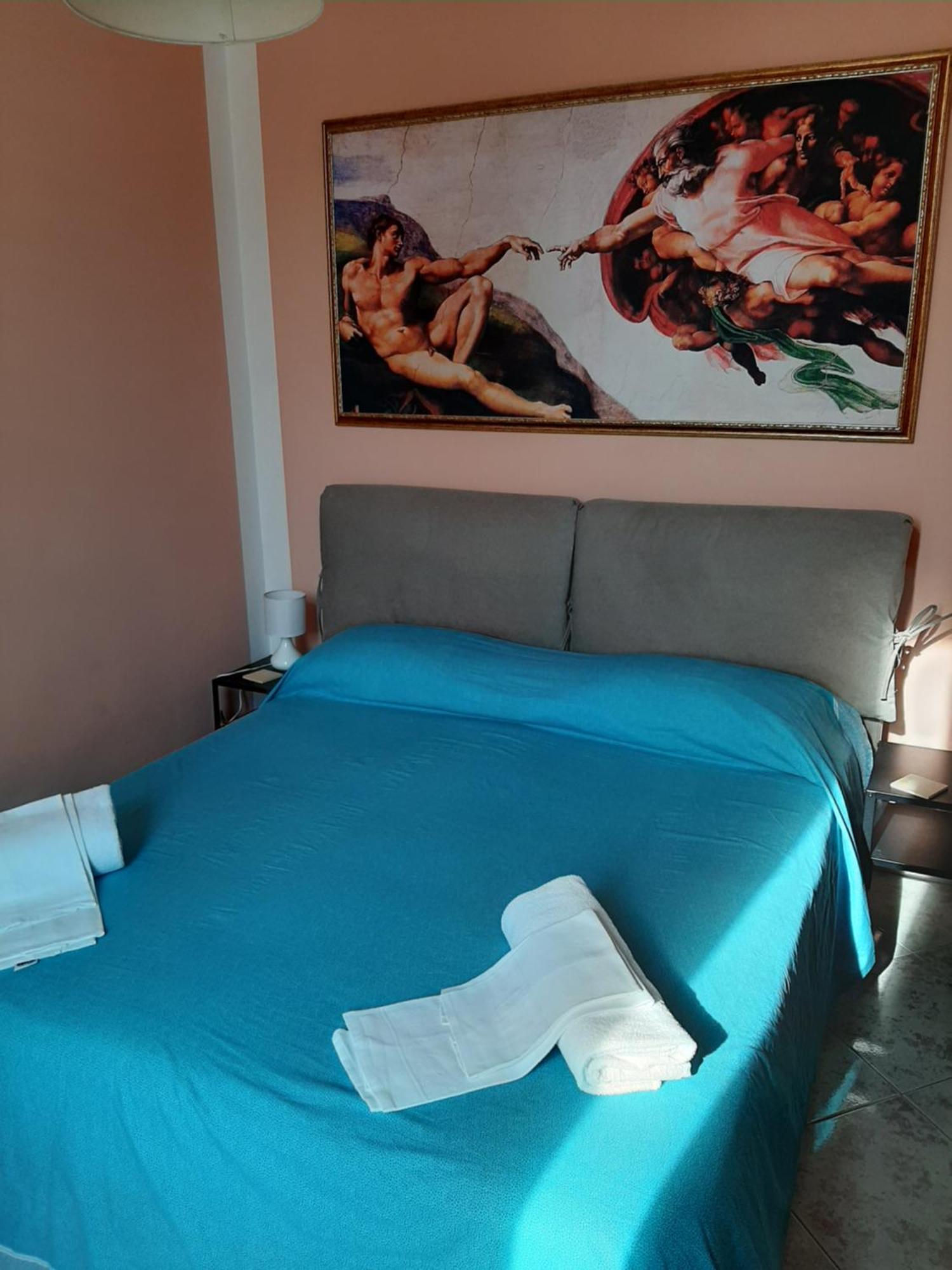Al Crocifisso...Da Nonna Pia Apartment Salerno Ngoại thất bức ảnh